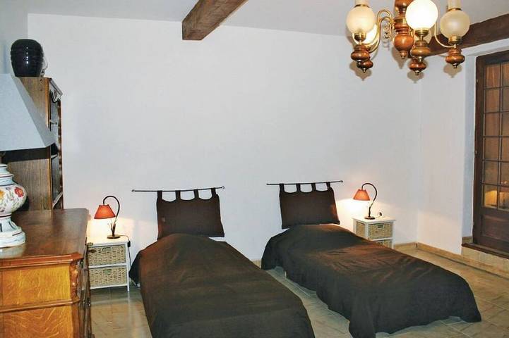 Gîte pour 6 personnes, avec Terrasse et Jardin à Mormoiron - 4