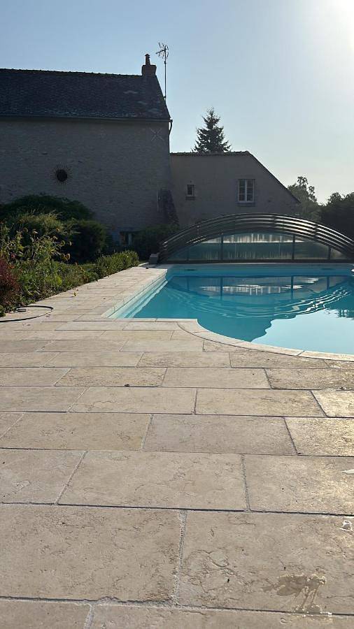 Location de vacances pour 8 personnes, avec piscine et jardin à Suèvres - 4