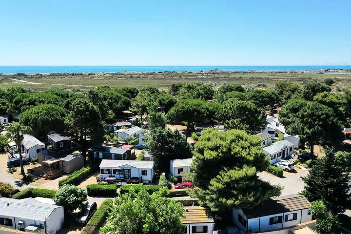 Camping für 6 Personen, mit Pool und Terrasse, mit Haustier in Hérault - 2