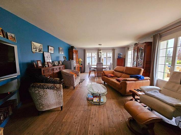 Maison d’hôte pour 12 personnes, avec terrasse et piscine à Changé - 2