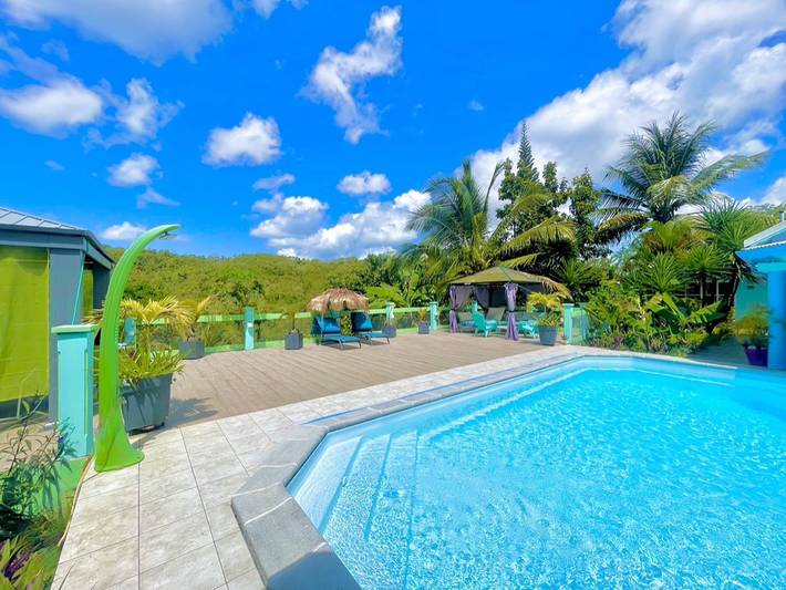 Chambre d’hôte pour 3 personnes, avec piscine et jardin