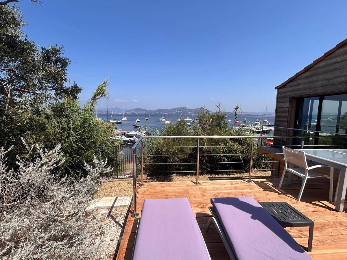 Le Lodge de la Presqu île de Giens Sea and Mountain Pleasure in La Madrague, Hyeres