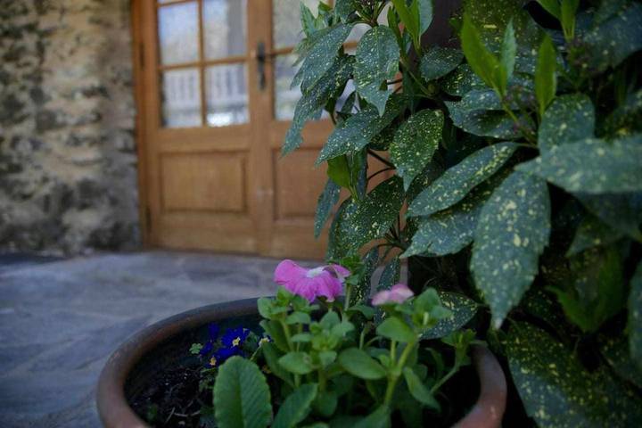 Maison de campagne pour 6 personnes, avec piscine ainsi que vue et jardin à Camprodon - 2