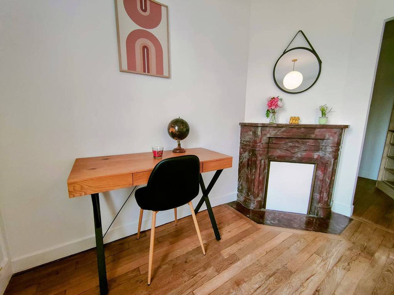 Appartement entier, Appartement Confortable à Migennes avec Parking Gratuit in Migennes, Région d'Auxerre