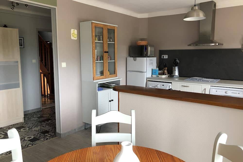 Appartement entier, Appart 2 chambres tous confort labellisé 3 cles vacances garage pour voiture in Calais, Région de Calais