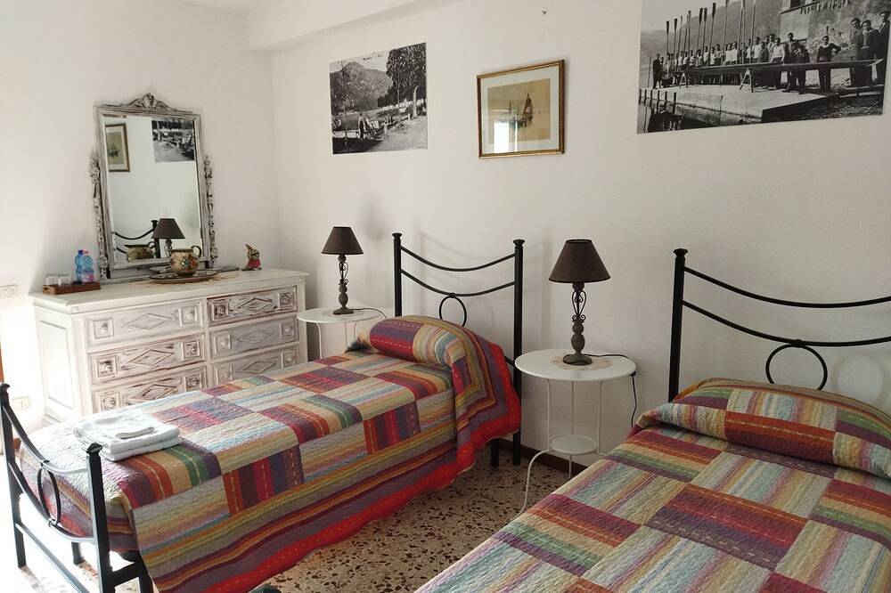 Geheel appartement, Antica Officina Nena's Iron in Mandello del Lario, Westelijke Bergamo-Alpen