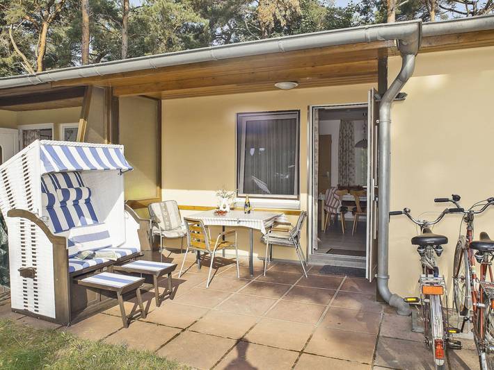 Bungalow für 5 Personen, mit Terrasse und Garten