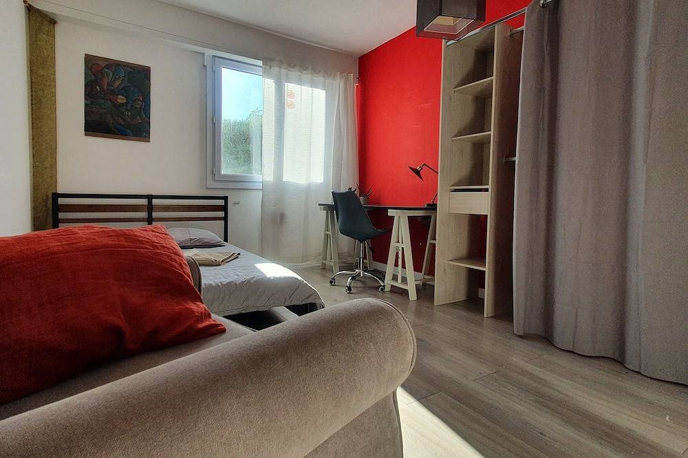 Ganze Wohnung, Greater Toulouse area. 3 bedroom rental with  garden and easy access to city in L'Union, Umgebung Toulouse