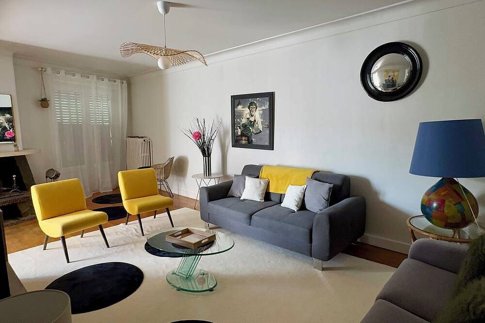Entire apartment, Esprit Maison Anatole, Experience Cahors as if you were at home! in Cahors, Lot