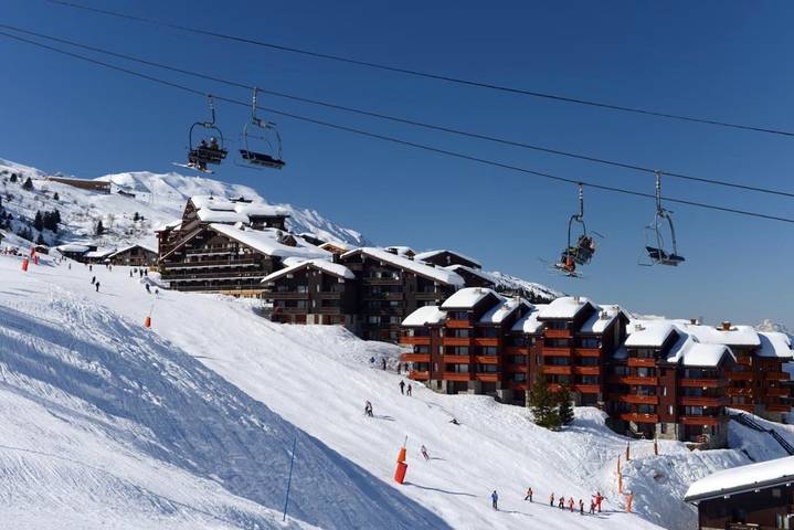 Parc de vacances pour 9 personnes, avec balcon dans les Alpes francaises