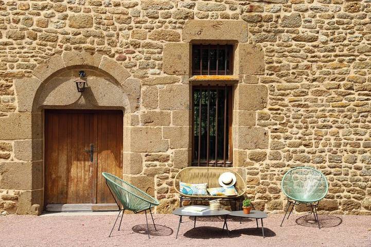 Gîte pour 8 personnes, avec jardin et jacuzzi, animaux acceptés dans Ronfeugerai