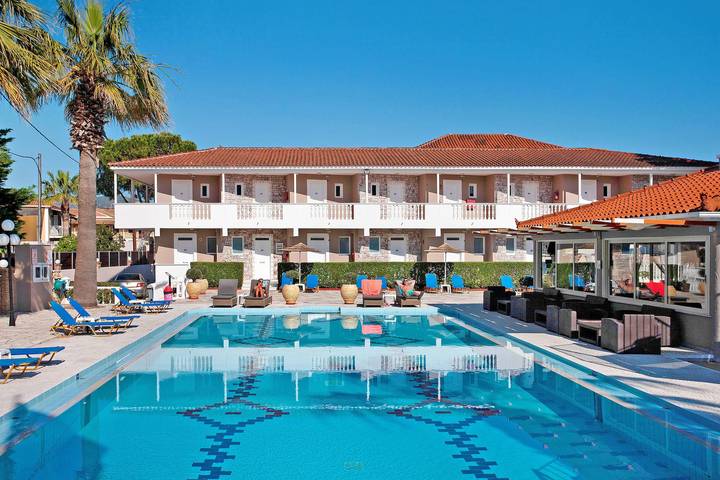 Apartment for 5 people, with Balcony and Garden as well as Children pool in Laganas