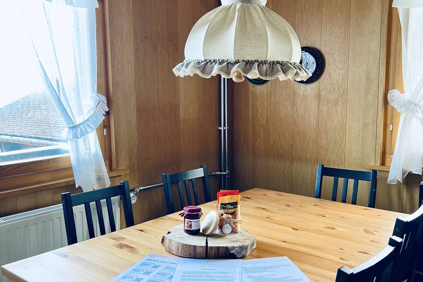 Ganze Ferienwohnung, Chalet Waldwiese, 4.5-Zimmerwohnung (Charmingstay) - 4.5 Zimmerwohnung mit Balkon in Flumserberg, Flums