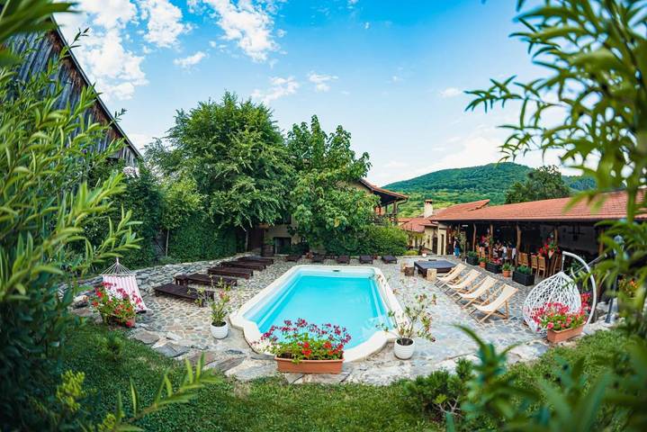 Maison de vacances pour 4 personnes, avec jacuzzi et jardin ainsi que piscine et sauna à Alba (Romania)