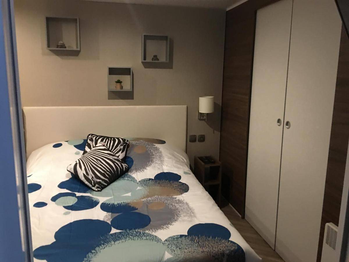 Mobilhome familial 6 à 7 p 3 chambres 42 m2 Saint Brévin Les Pierres Couchées in Saint-Brevin-les-Pins, Côte de Jade