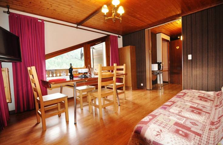 Gîte pour 4 personnes, avec balcon à La Chapelle-d'Abondance - 2