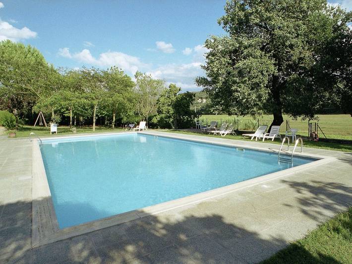 Gîte pour 4 personnes, avec terrasse ainsi que piscine et jardin, animaux acceptés à Corciano