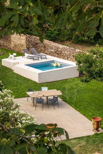 Chambre d’hôte pour 2 personnes, avec jardin et piscine à Alleins