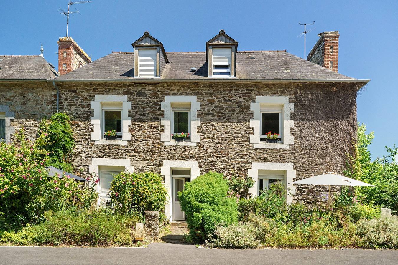 Appartement entier, Appartement Marine 2ème Etage  proche plage in Cancale, Baie du Mont-Saint-Michel