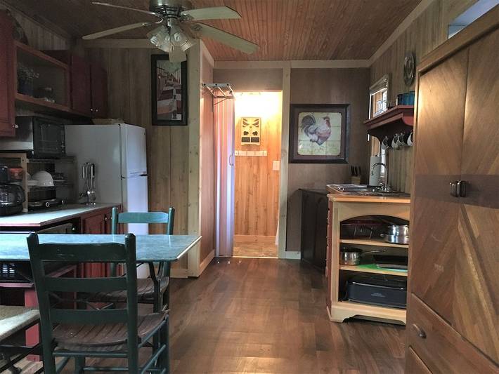 Glamping for 4 people, with yard and terrace in Kentucky