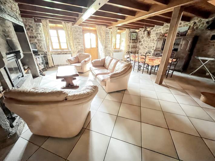 Maison cosy à Lanobre + Jardin in Lanobre, Parc naturel régional des Volcans d'Auvergne