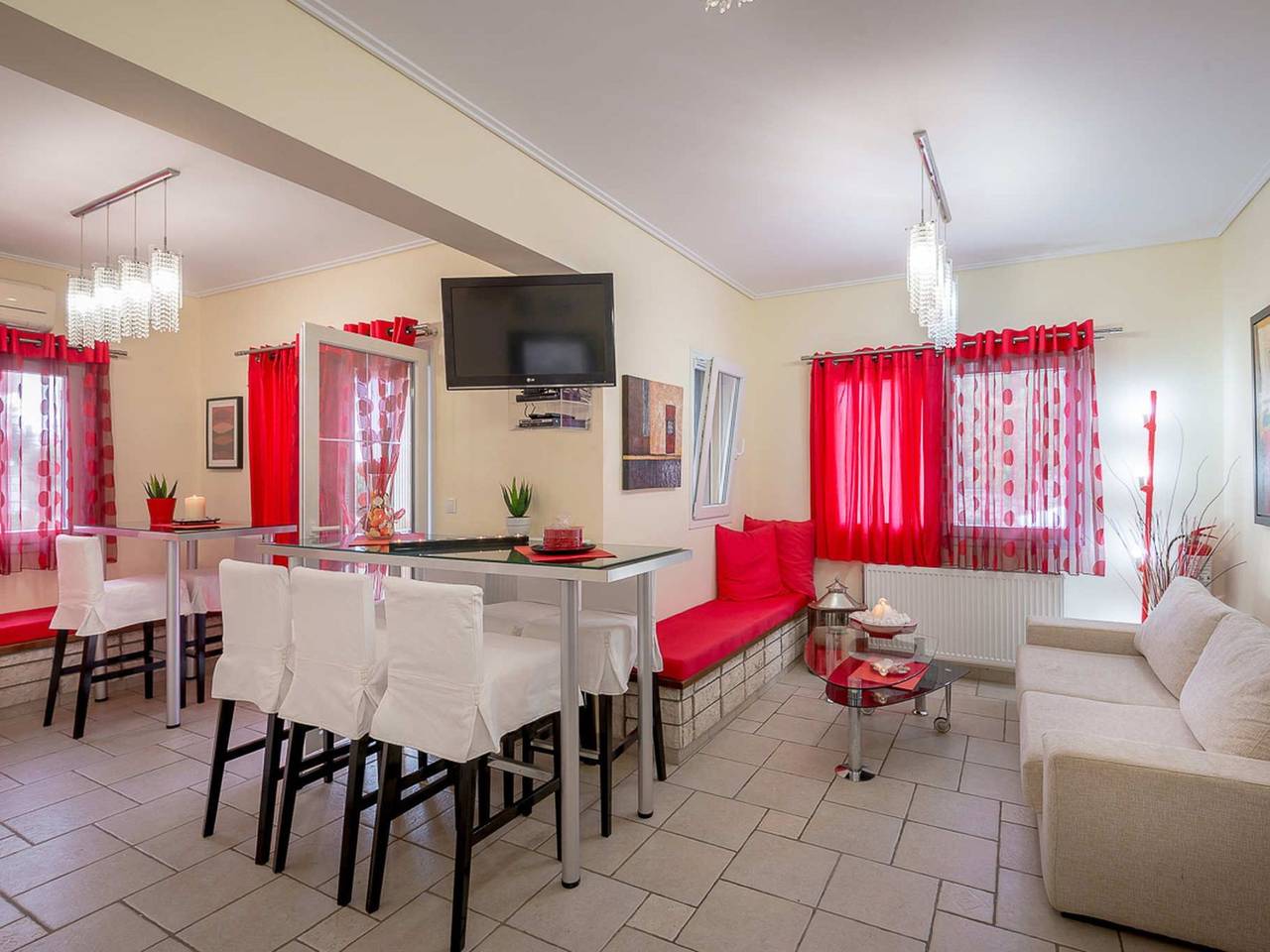 Zwei Villen mit privatem Pool, Aussicht, sehr nah an den Stränden in Kalamitsi, Grecia