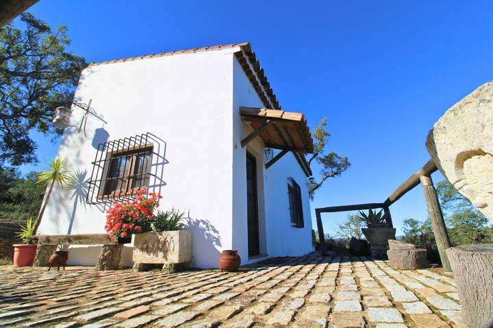Chalet para 2 personas, con jardín además de piscina y vistas en Sierra de Aracena y Picos de Aroche - 2