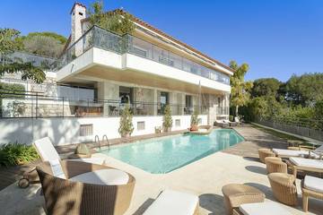 Villa pour 8 personnes, avec jardin et terrasse dans Cap Ferrat