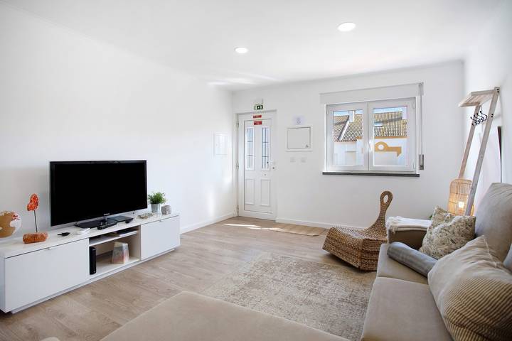 Ganze Wohnung, Charmantes Ferienhaus in der Barardo-Straße in Baleal, Leiria District