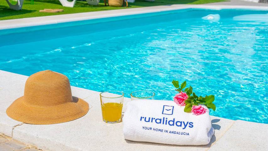 Chalet para 6 personas, con piscina en Sierra de las Nieves - 3