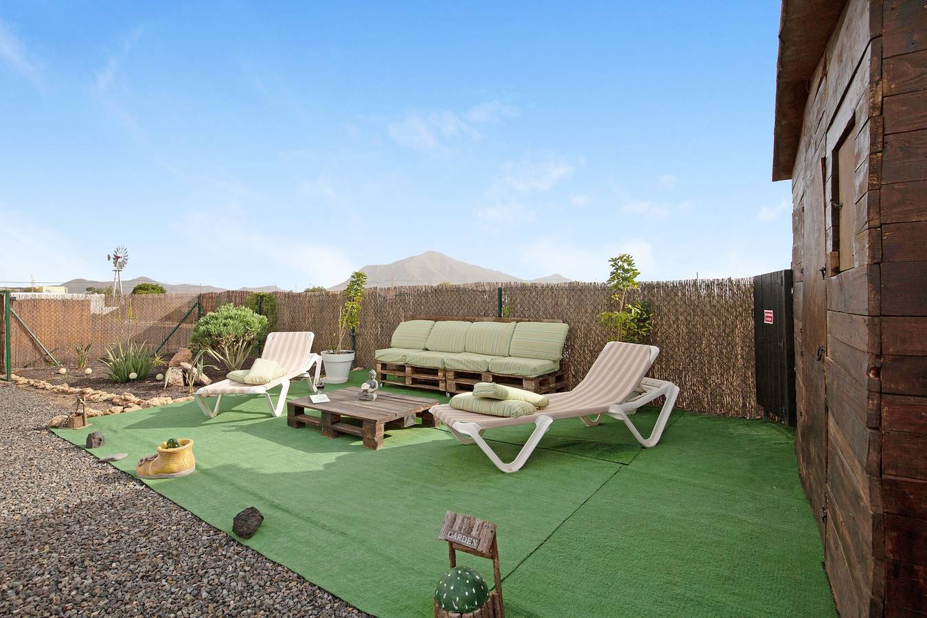 Ferienhaus 'Casa Majos' mit Bergblick, privater Terrasse und Wlan in Tuineje, Fuerteventura