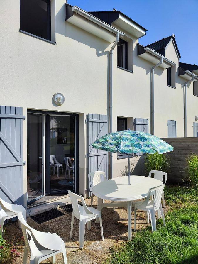 Location de vacances pour 4 personnes, avec sauna ainsi que piscine et terrasse à Quéven - 2