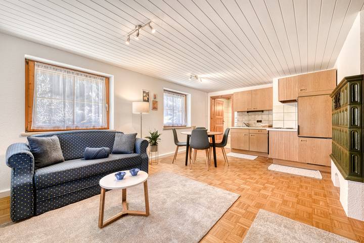 Holiday home for 10 people, with terrace in Brandnertal