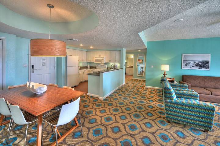 Vacation rental for 8 people, with hot tub and balcony in Daytona Beach