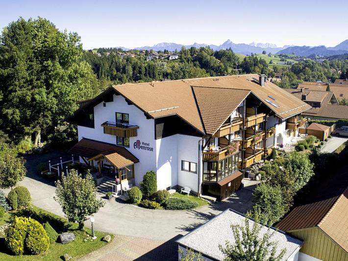 Hotel für 2 Personen, mit Terrasse und Garten sowie Sauna, mit Haustier in Nesselwang