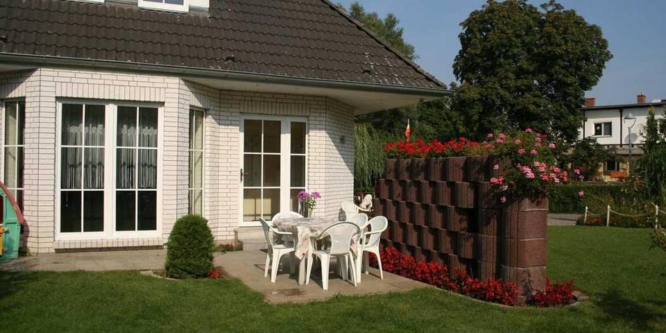 Ferienwohnung für 3 Personen, mit Garten