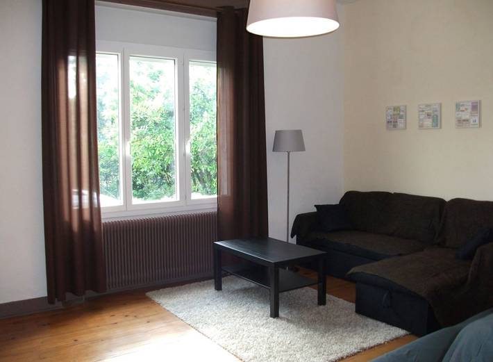 Gîte pour 4 personnes, avec terrasse ainsi que jardin et piscine à Eymet - 4