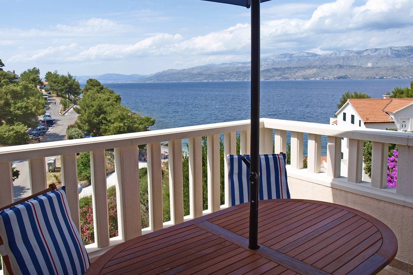 Entire apartment, One bedroom apartment near beach Postira, Brač A-705-c in Postira, Split-Dalmatia
