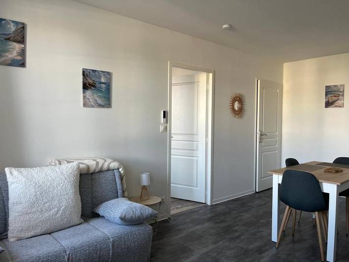 Gîte pour 2 personnes, avec terrasse, animaux acceptés à Anglade