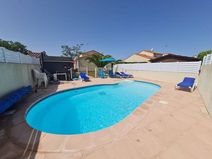 Location de vacances pour 6 personnes, avec terrasse dans Plage des Mouettes