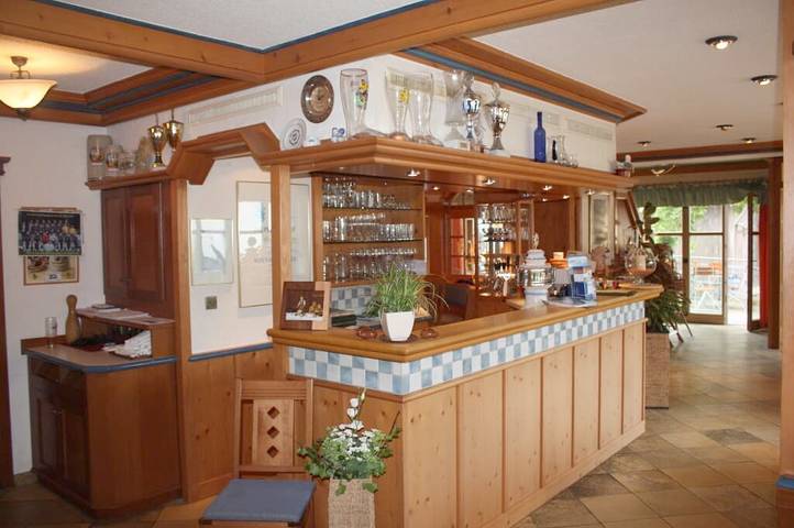 Hotel, mit Balkon/Terrasse in Zandt - 4