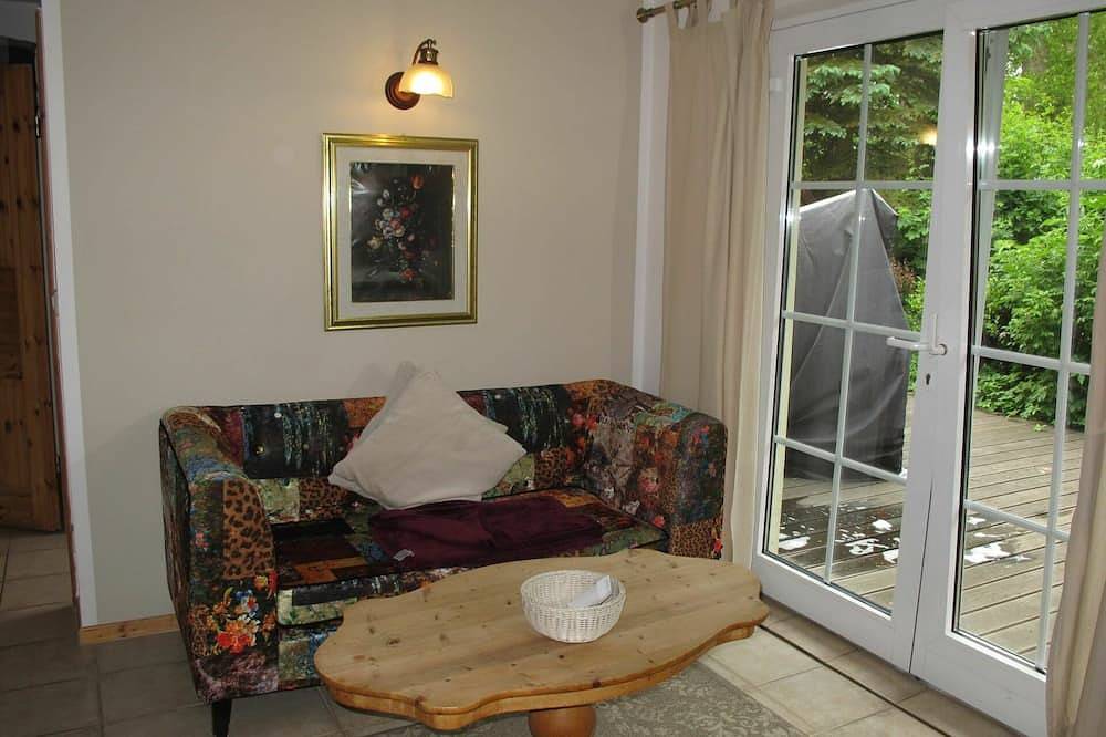 Angenehme Wohnung in einem Ferienhaus für 2 Personen mit  W-Lan, Tv und Terrasse in Altenkirchen, Rügen