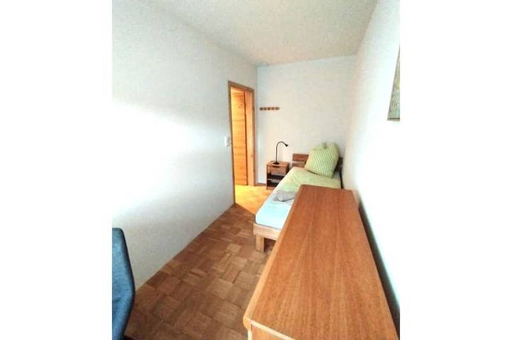 Ganze Wohnung, Drei Schlafzimmer für Fünf Personen: Zentral - aber gemütlich und in ruhiger Lage in Lutzingen, Bayerisch Schwaben