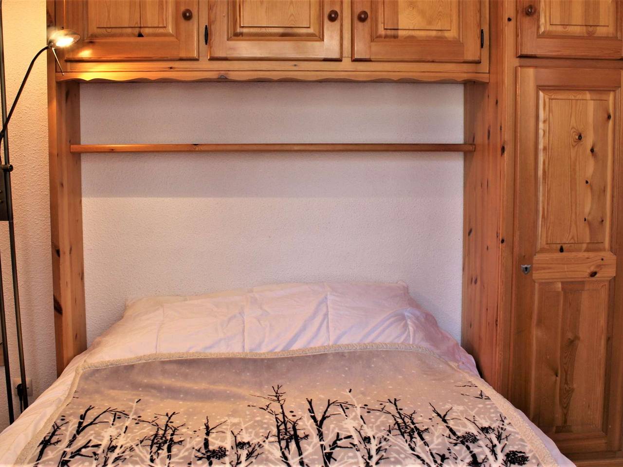 Appartement entier, Appartement cosy avec 5 couchages, centre de station Risoul 1850, proche remontées et commerces in Station de Risoul, Risoul