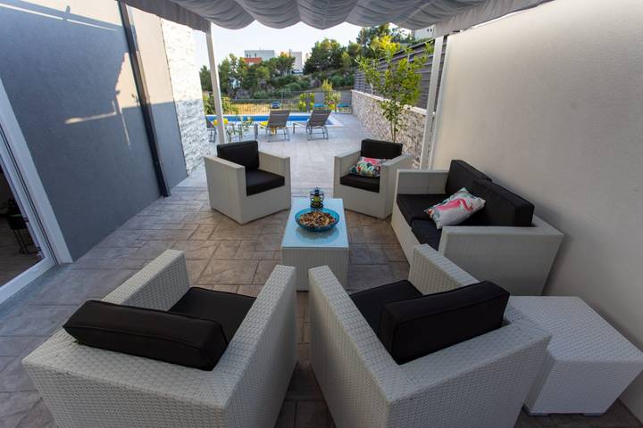Chalet para 8 personas con balcón/terraza in Grljevac (Podstrana), Podstrana