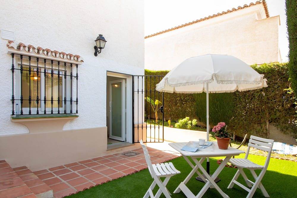 Apartamento entero, Apto. Barbacana. Tranquilidad en Costa del Sol in Urbanización Villa del Mar, Vélez-Málaga