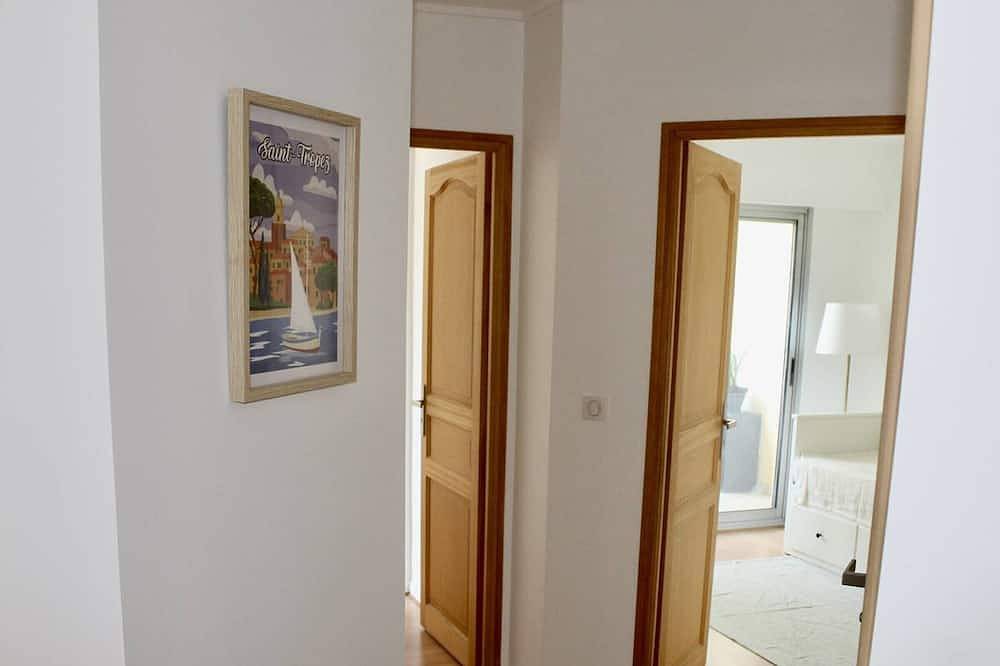 Apartamento entero, Cagnes-sur-Mer: Amplio Apto 3P con Piscina, Aire Acond. y Terrazas in Cros de Cagnes, Cagnes-sur-Mer