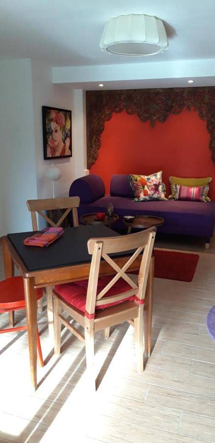 Maison d’hôte pour 4 personnes, avec piscine ainsi que jardin et vue à Le Castellet - 2