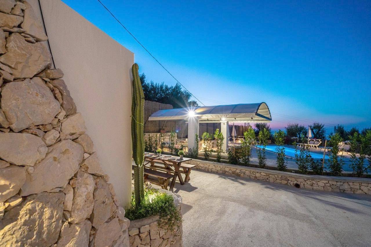Borgo Canneto in Rodi Garganico, Gargano
