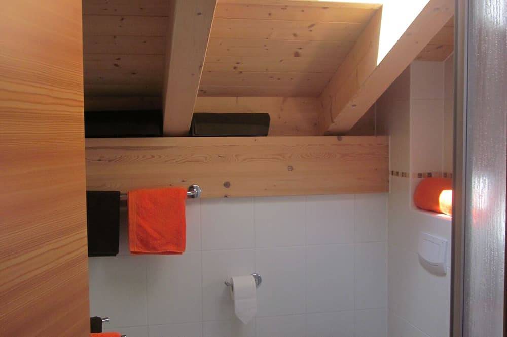 Ganze Wohnung, Appartments Scheibhof - Ferienwohnung mit Schwimmbad in Schabs, Natz-Schabs